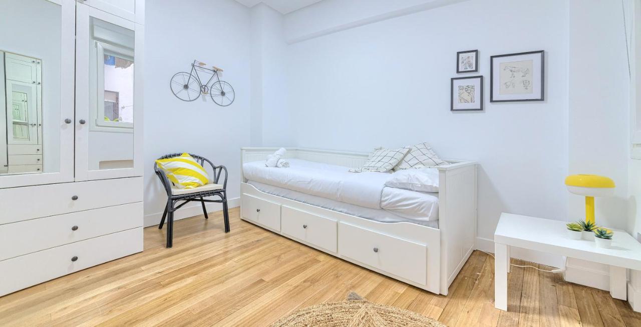 Iturribide Hogar Moderno Junto Al Metro Daire Bilbao Dış mekan fotoğraf